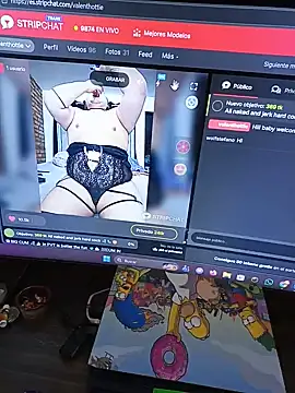 Snapshot of valenthottie chatting on 05-16-26, 04:42 valenthottie online show from 05-16-26, 04:42