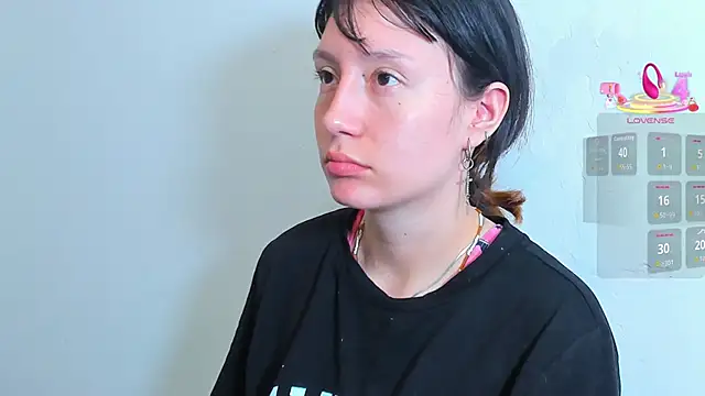 lizzy davis 1 online show from 06-04-26, 03:34