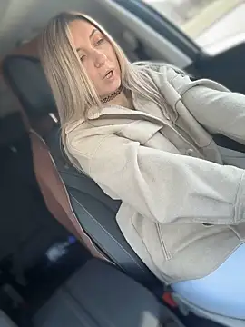 Crazy-Rosa online show from 03-15-26, 04:18