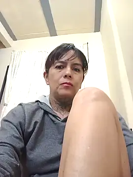 Dakary hot online show from 11-18-25, 09:30