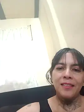 Dakary hot online show from 11-21-25, 09:13