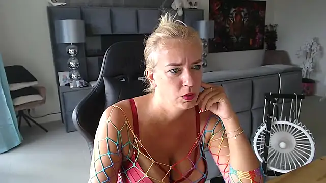 Wendysexyx online show from 07-15-26, 11:37
