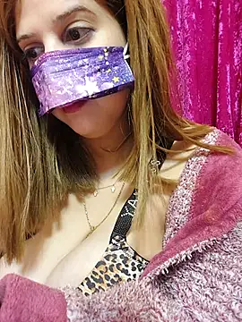 LoNa-daloua online show from 04-01-26, 06:38