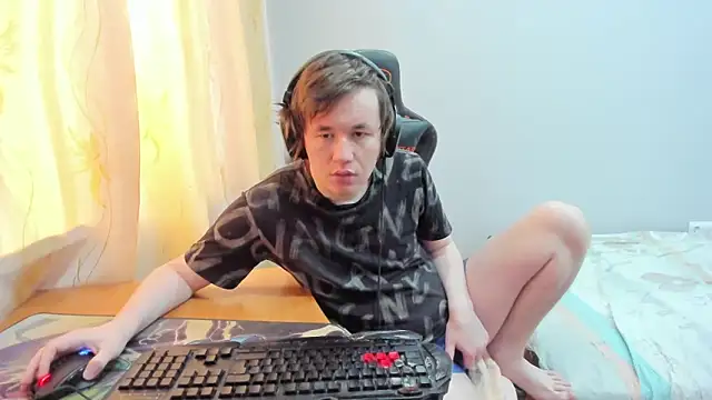 iliaskrislove online show from 04-10-26, 07:24