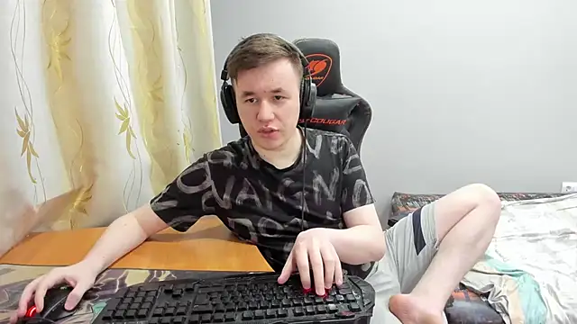 iliaskrislove online show from 04-29-26, 06:03