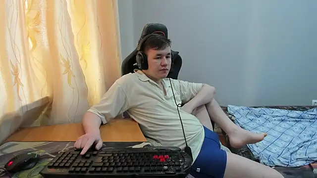iliaskrislove online show from 05-05-26, 02:41