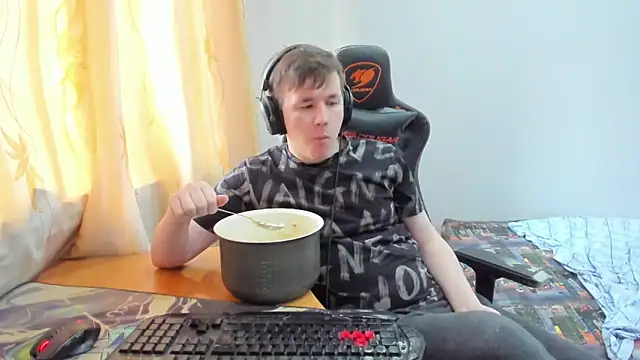 iliaskrislove online show from 05-24-26, 02:33