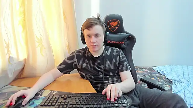 iliaskrislove online show from 05-25-26, 02:39