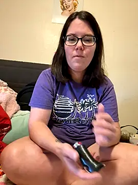 FreakNastyLacie online show from 11-01-25, 08:55