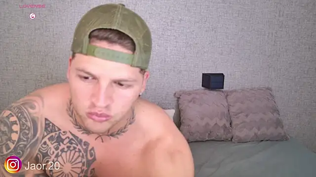 Snapshot of Jaor_owens20 chatting on 06-15-26, 11:40 Jaor owens20 online show from 06-15-26, 11:40