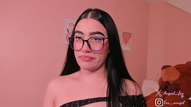 angeel fox online show from 11-11-25, 02:22