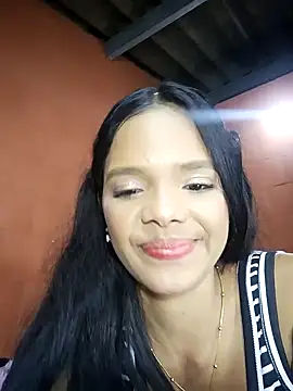 Snapshot of GinaParker_ chatting on 01-01-25, 06:47 GinaParker online show from 01-01-25, 06:47