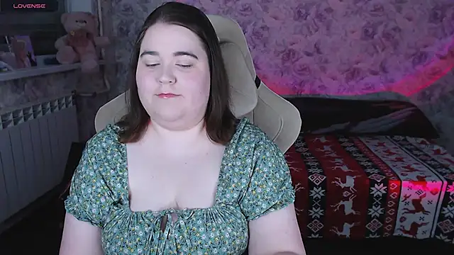 Estelle Hicks online show from 03-14-26, 06:35