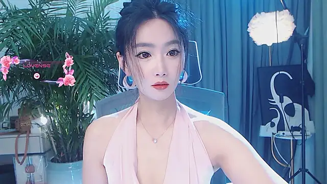 Snapshot of FeiFei-babe chatting on 03-11-26, 05:46 FeiFei-babe online show from 03-11-26, 05:46