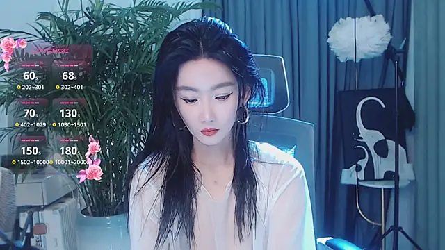 Snapshot of FeiFei-babe chatting on 04-13-26, 12:21 FeiFei-babe online show from 04-13-26, 12:21