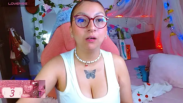 Littlerouse  online show from 07-10-26, 07:23