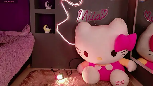 miia  baker online show from 07-08-26, 12:09