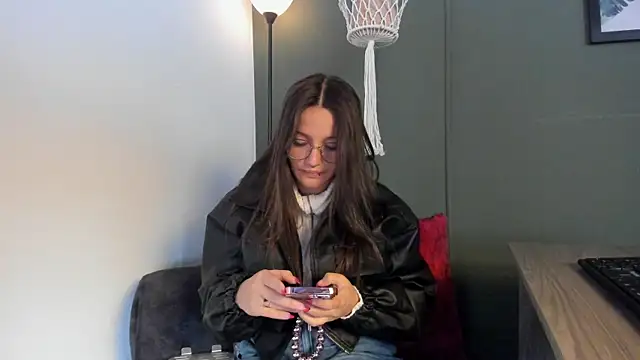 Snapshot of Elecktra_sweet chatting on 04-25-26, 03:42 Elecktra sweet online show from 04-25-26, 03:42