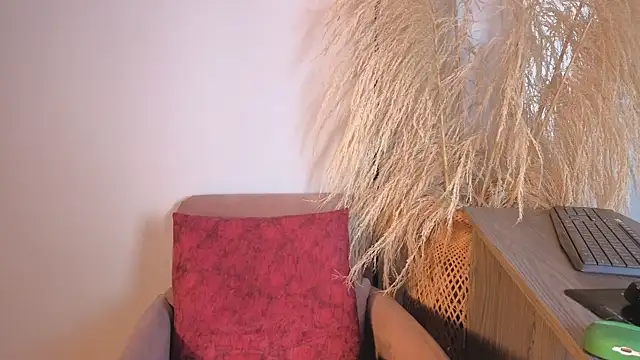 Snapshot of Elecktra_sweet chatting on 07-16-26, 08:26 Elecktra sweet online show from 07-16-26, 08:26