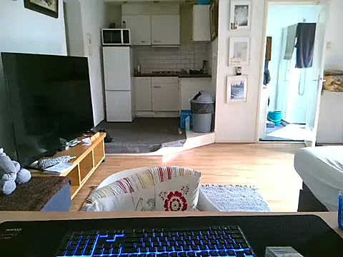 mihaimichael online show from 04-11-26, 11:25