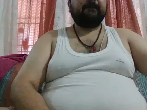 Snapshot of ARYANAVAILABLE chatting on 04-27-26, 06:33 ARYANAVAILABLE online show from 04-27-26, 06:33