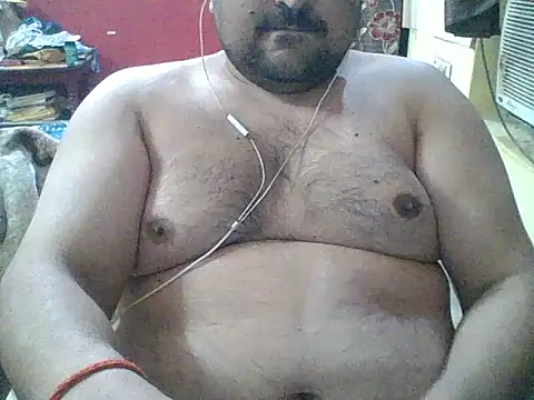 Snapshot of ARYANAVAILABLE chatting on 05-13-26, 09:44 ARYANAVAILABLE online show from 05-13-26, 09:44