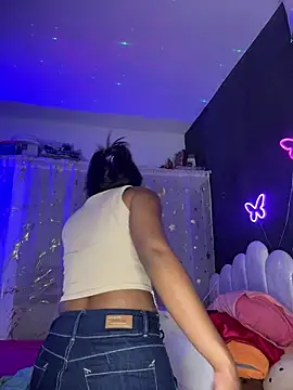 AlisonHoot69 online show from 01-06-26, 03:21