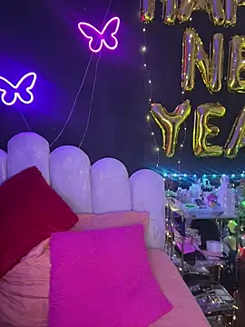 AlisonHoot69 online show from 01-12-26, 10:37