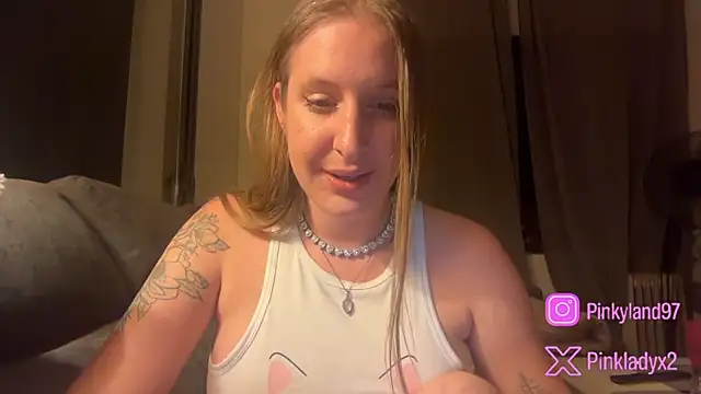 Pinkyladyxxx online show from 05-15-26, 11:56