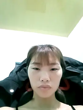 Snapshot of Lonalysexy chatting on 03-01-26, 02:19 Lonalysexy online show from 03-01-26, 02:19