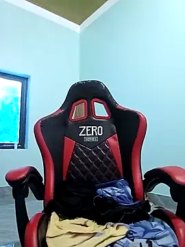 Snapshot of Lonalysexy chatting on 03-25-26, 07:14 Lonalysexy online show from 03-25-26, 07:14