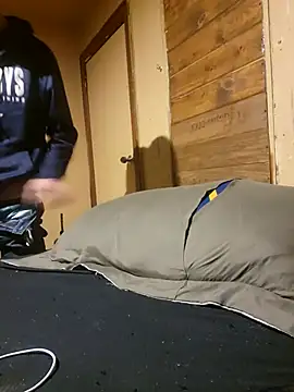 BigDDave6979 online show from 02-17-25, 02:37