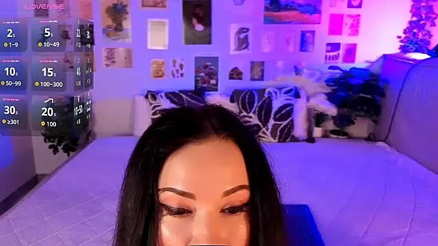 MiaBecky online show from 05-13-26, 05:49