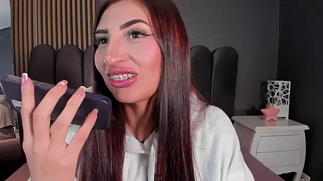 Nicolette ks  online show from 07-16-26, 04:51