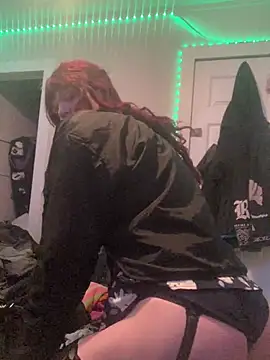 Snapshot of sum1betterthanmost chatting on 01-13-26, 10:53 sum1betterthanmost online show from 01-13-26, 10:53