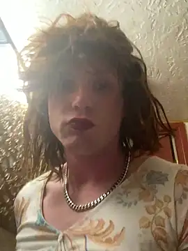 Snapshot of sum1betterthanmost chatting on 04-06-26, 07:20 sum1betterthanmost online show from 04-06-26, 07:20