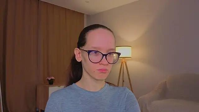 Snapshot of BettyBrowni chatting on 03-05-26, 04:03 BettyBrowni online show from 03-05-26, 04:03