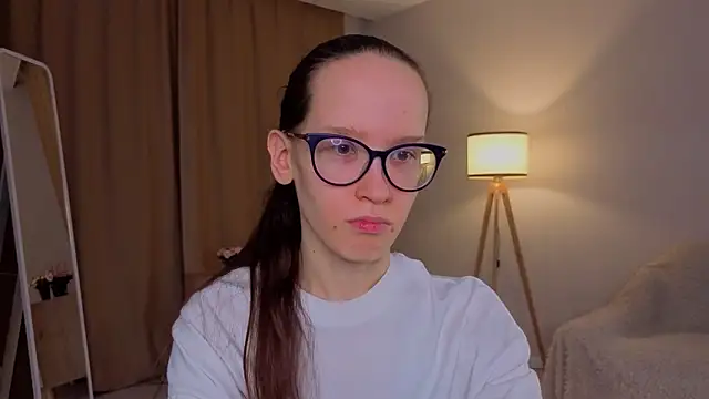 Snapshot of BettyBrowni chatting on 03-12-26, 04:13 BettyBrowni online show from 03-12-26, 04:13