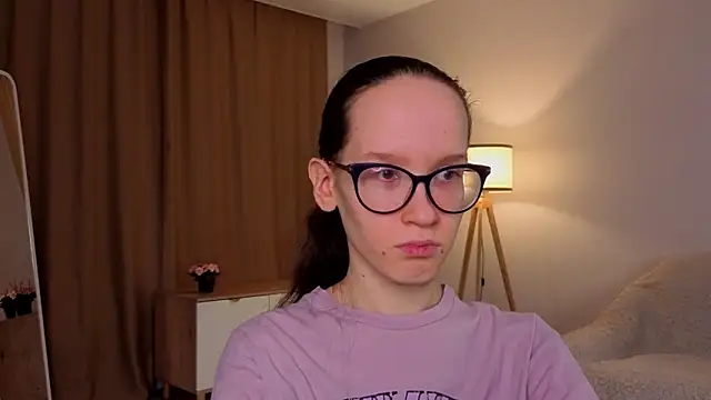 Snapshot of BettyBrowni chatting on 03-14-26, 04:12 BettyBrowni online show from 03-14-26, 04:12