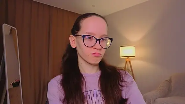 Snapshot of BettyBrowni chatting on 03-23-26, 04:11 BettyBrowni online show from 03-23-26, 04:11