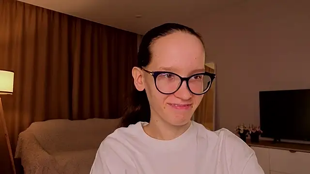 Snapshot of BettyBrowni chatting on 04-04-26, 04:15 BettyBrowni online show from 04-04-26, 04:15