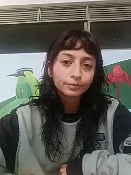 Snapshot of BrisaJones chatting on 04-28-26, 01:49 BrisaJones online show from 04-28-26, 01:49