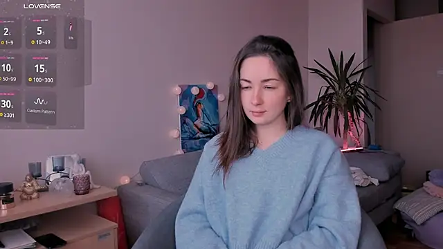 cClandesTina online show from 12-19-24, 01:07