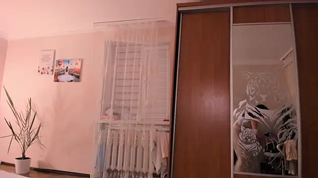 cClandesTina online show from 09-13-25, 07:13