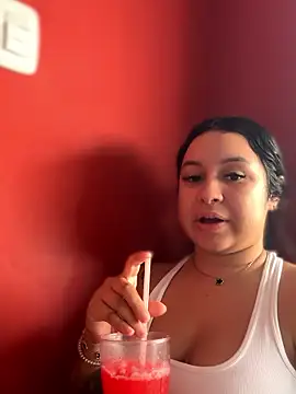 Snapshot of Pretty_Isadora chatting on 01-13-26, 08:47 Pretty Isadora online show from 01-13-26, 08:47