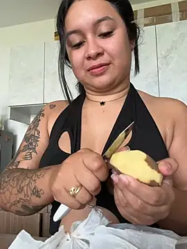 Snapshot of Pretty_Isadora chatting on 03-02-26, 02:57 Pretty Isadora online show from 03-02-26, 02:57