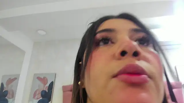 ThyaraJhons online show from 04-07-26, 11:54