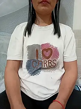 Snapshot of Asian_girl13 chatting on 03-05-26, 02:02 Asian girl13 online show from 03-05-26, 02:02