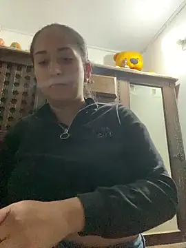 luna asss online show from 05-06-26, 01:14