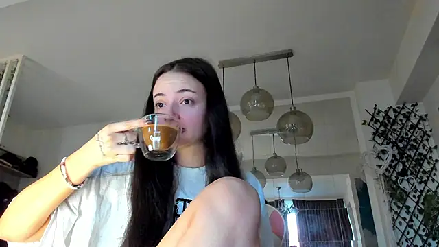 IreneVON online show from 02-19-26, 05:36